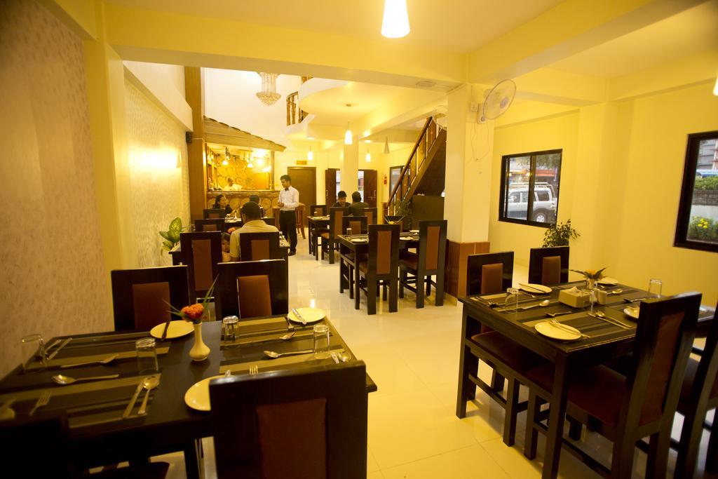 Hotel Swapna Bagh- Your Place Pokhara Exteriör bild