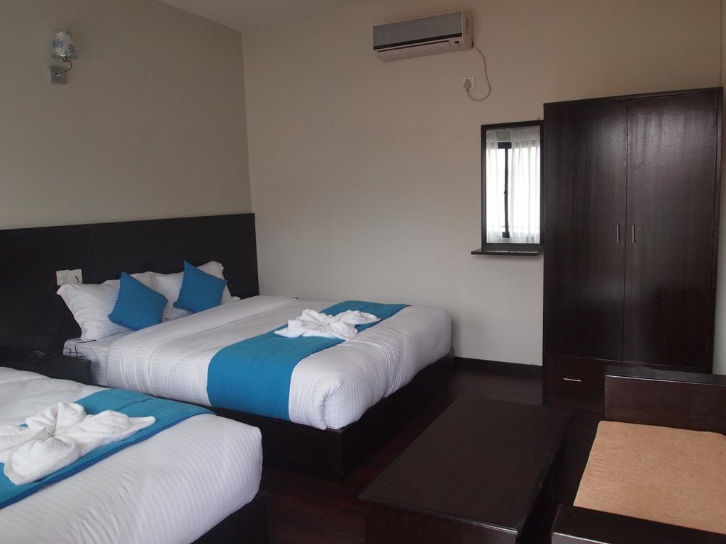 Hotel Swapna Bagh- Your Place Pokhara Exteriör bild